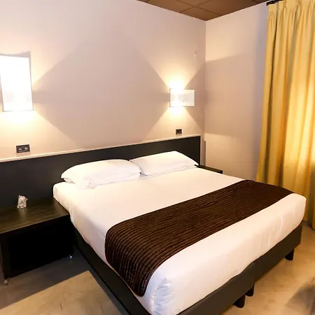 Serafino Hotel 2*