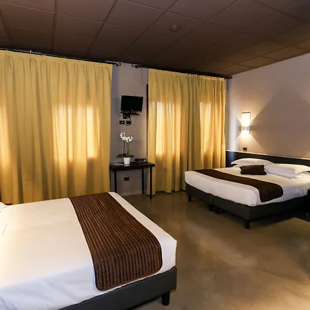 Serafino Hotel 2*