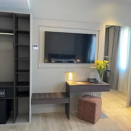 Serafino Hotel 2*