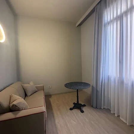 Serafino Hotel 2*